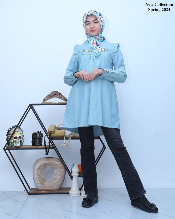تونیک یاس فیروزه ای