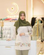 تونیک نسترن بزرگسال کرم روشن
